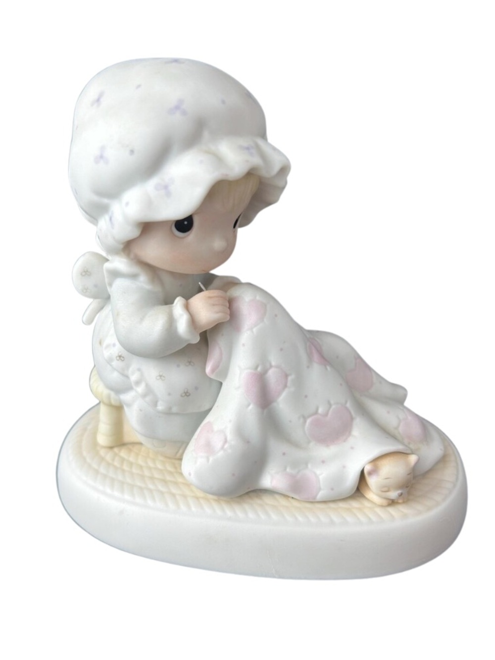 Precious Moments: Love Covers All - 12009